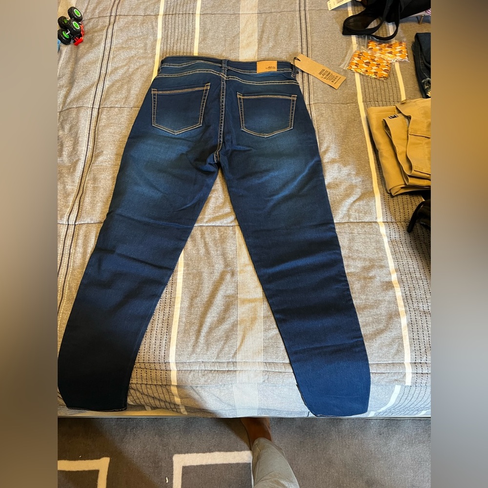 Colombian jeans it’s more like size 8